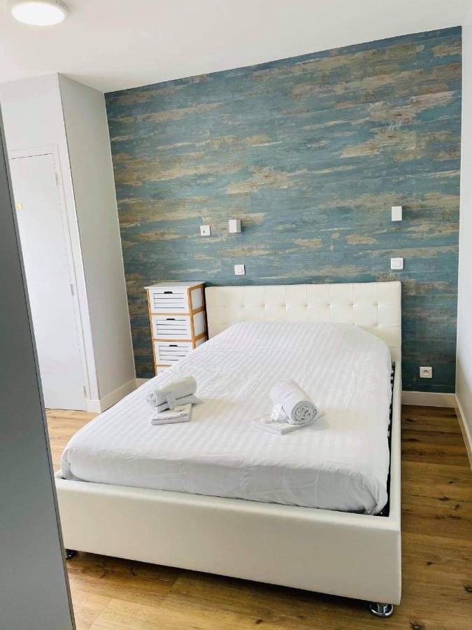 Hotel De La Plage Quinéville Εξωτερικό φωτογραφία