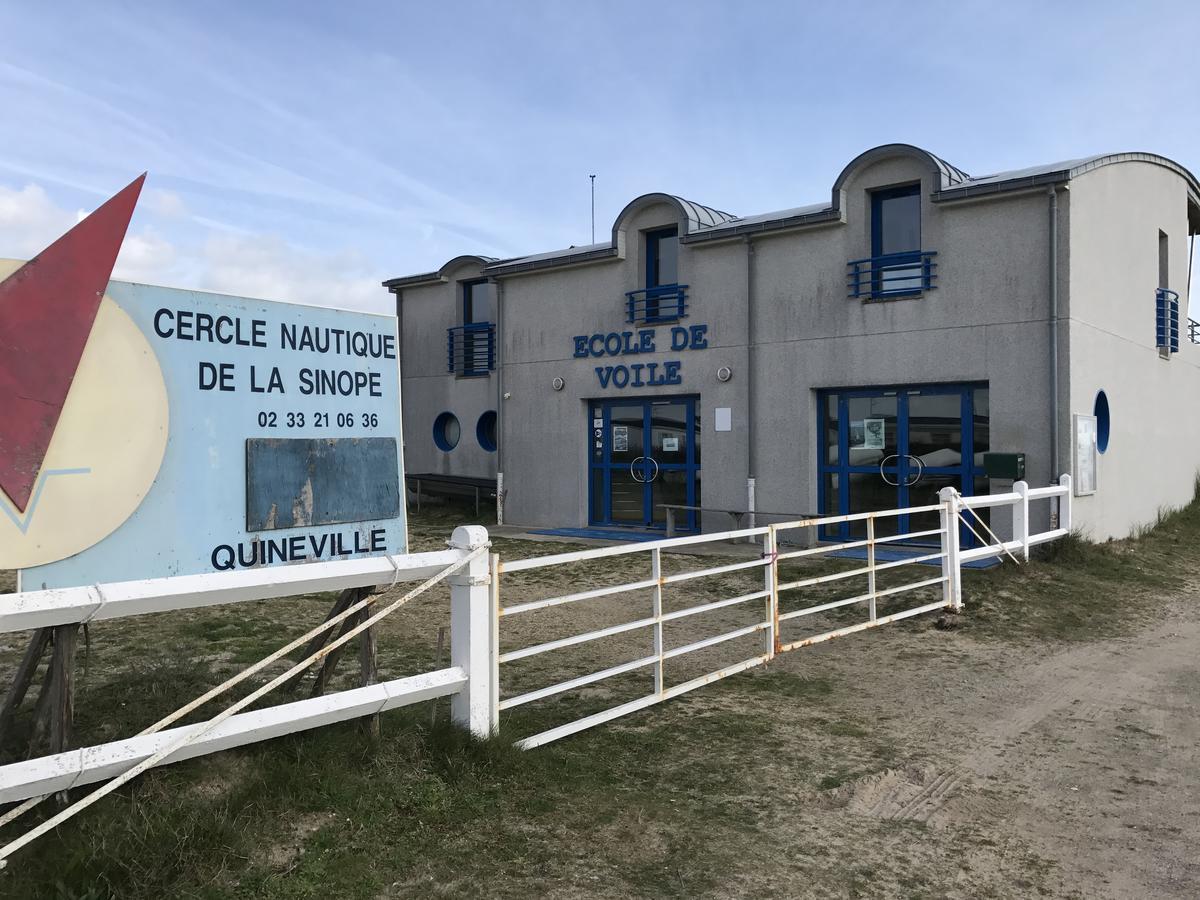 Hotel De La Plage Quinéville Εξωτερικό φωτογραφία